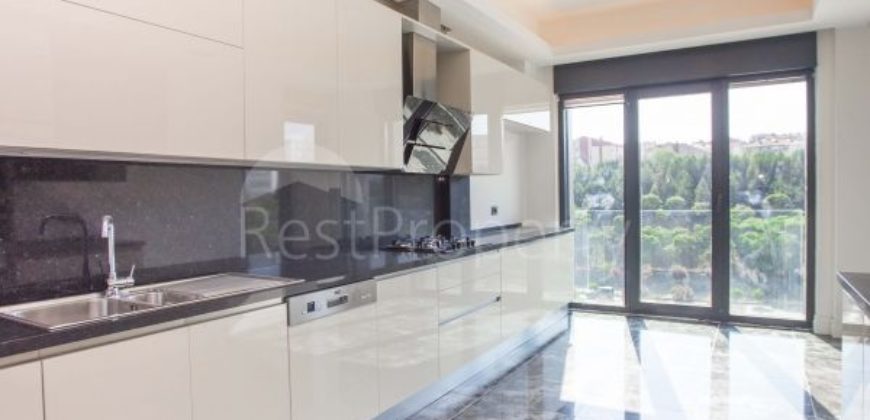 Квартира в Стамбуле, Турция, 220 м2