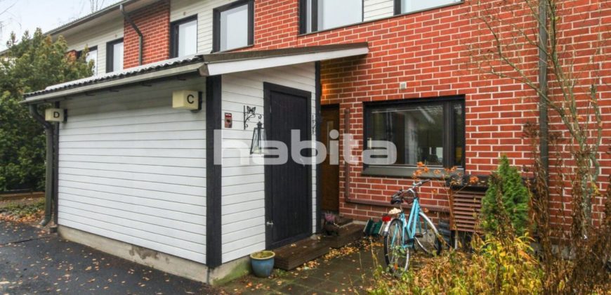 Квартира в Вантаа, Финляндия, 94 м2