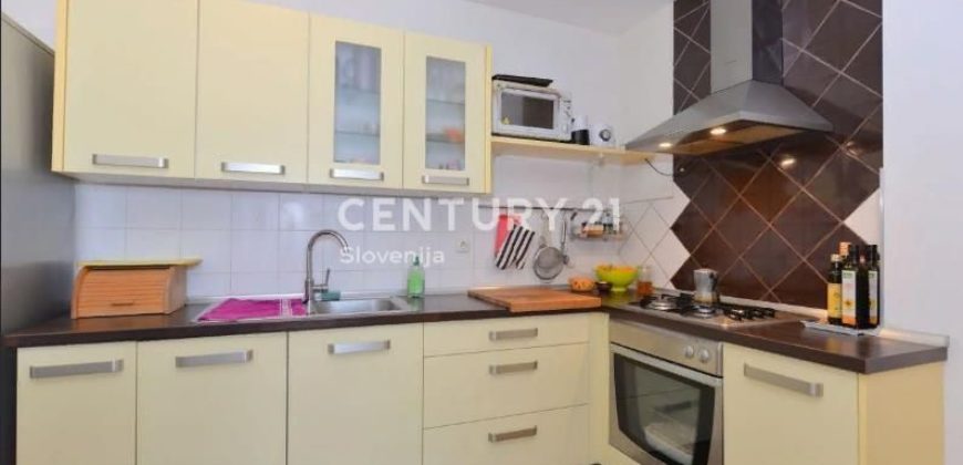 Квартира в Врхнике, Словения, 45 м2