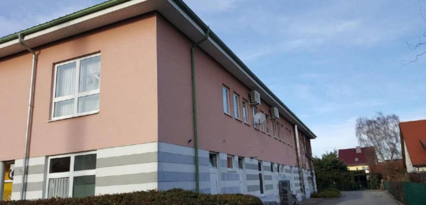 Магазин в Саксонии, Германия, 2031.76 м2
