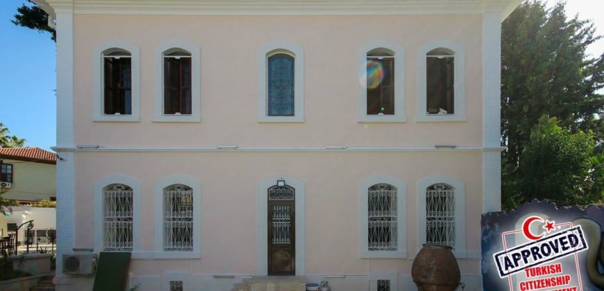 Особняк в Анталии, Турция, 350 м2