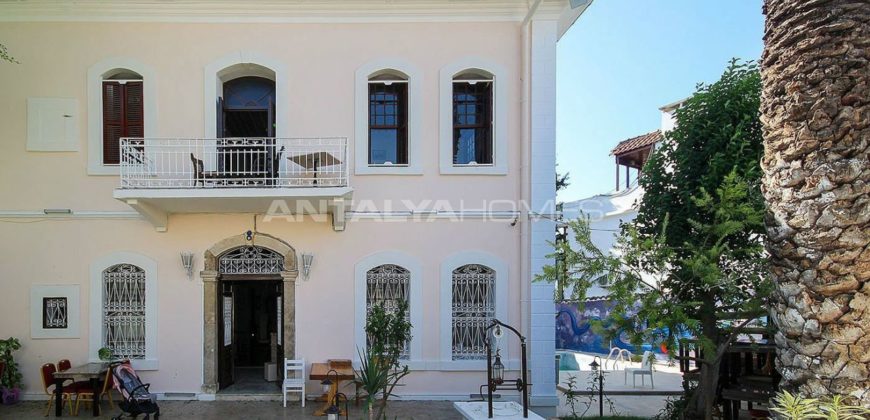 Особняк в Анталии, Турция, 350 м2