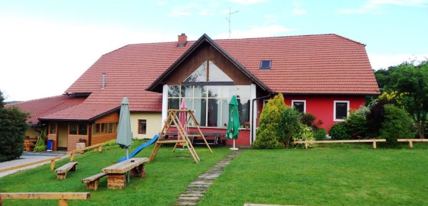 Отель, гостиница в Птуе, Словения, 861 м2
