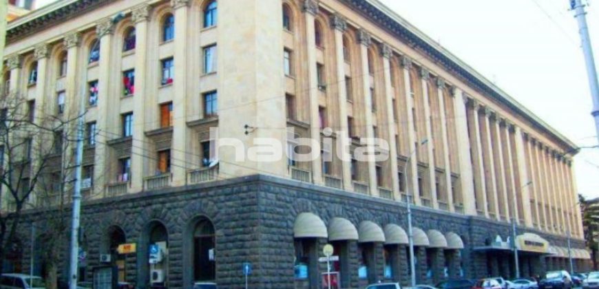 Отель, гостиница в Тбилиси, Грузия, 8825 м2