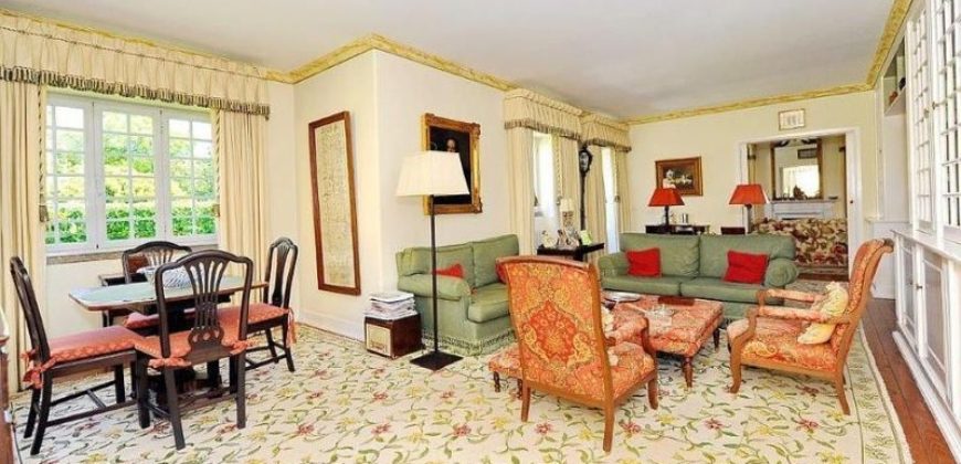 Вилла Оэйраш, Португалия, 928 м2