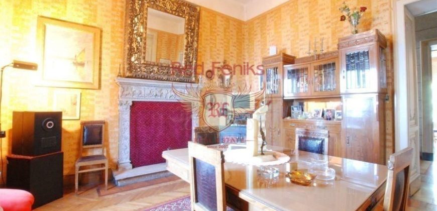 Вилла у озера Маджоре, Италия, 350 м2