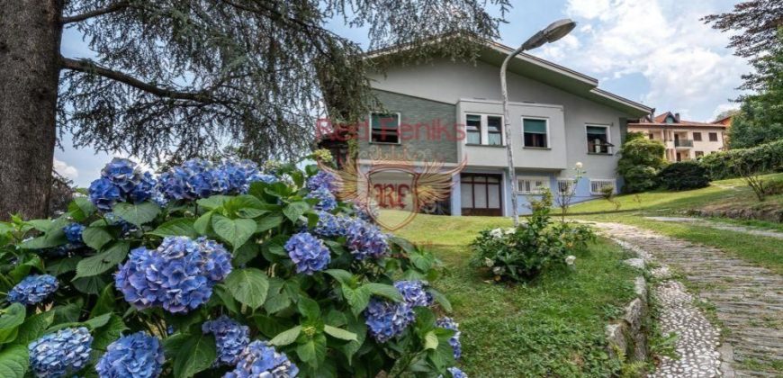Вилла у озера Маджоре, Италия, 513 м2