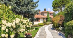 Вилла у озера Маджоре, Италия, 550 м2