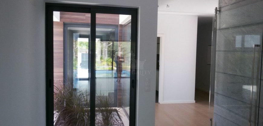 Вилла в Албуфейре, Португалия, 445 м2