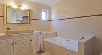 Вилла в Албуфейре, Португалия, 829 м2
