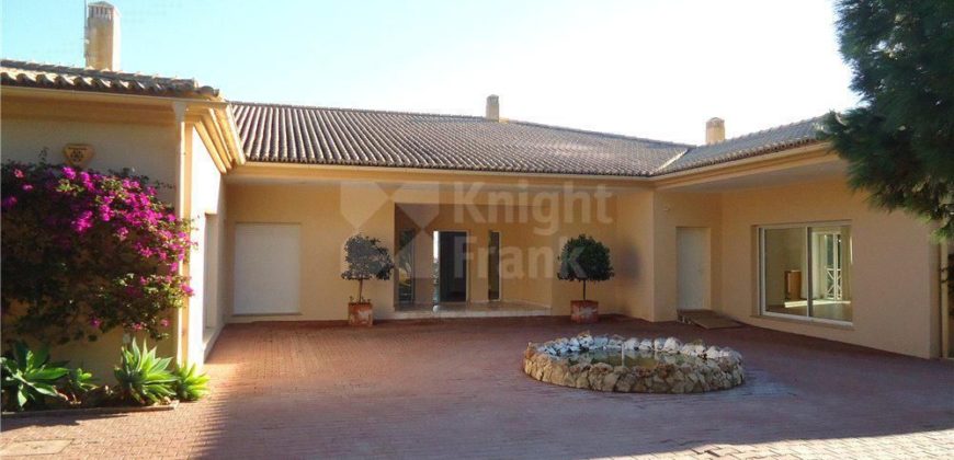 Вилла в Алгарве, Португалия, 1120 м2