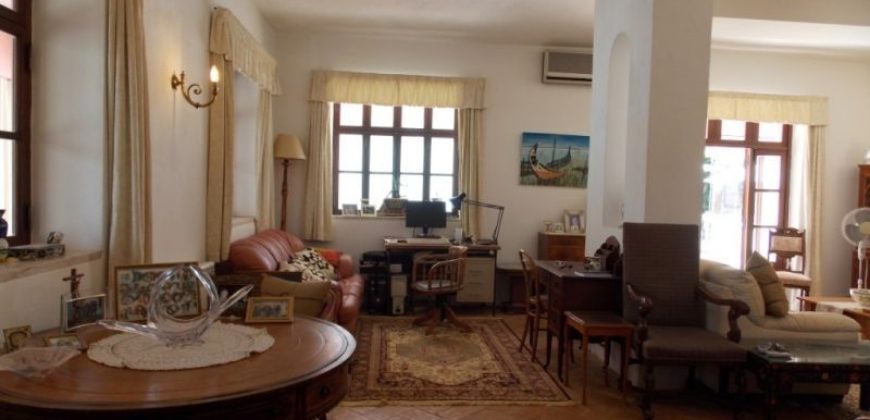 Вилла в Алгарве, Португалия, 6600 м2