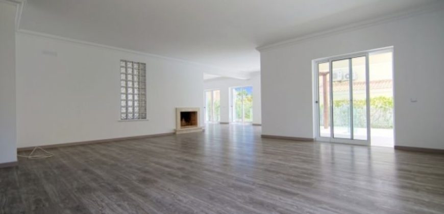 Вилла в Алгарве, Португалия, 720 м2