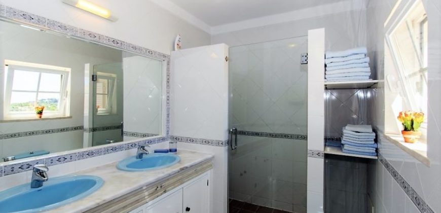 Вилла в Алгарве, Португалия, 731 м2