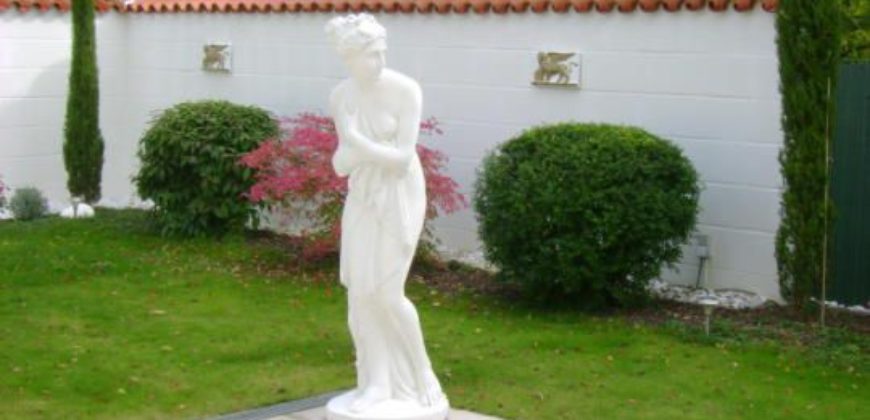 Вилла в Бад-Дюркхайме, Германия, 445 м2