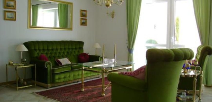 Вилла в Бад-Дюркхайме, Германия, 445 м2