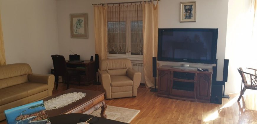 Вилла в Белграде, Сербия, 440 м2