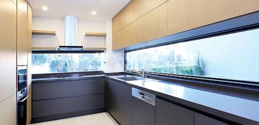 Вилла в Измире, Турция, 250 м2