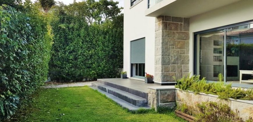 Вилла в Кашкайше, Португалия, 360 м2