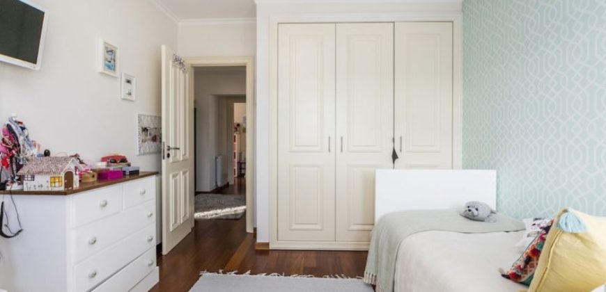 Вилла в Кашкайше, Португалия, 436 м2
