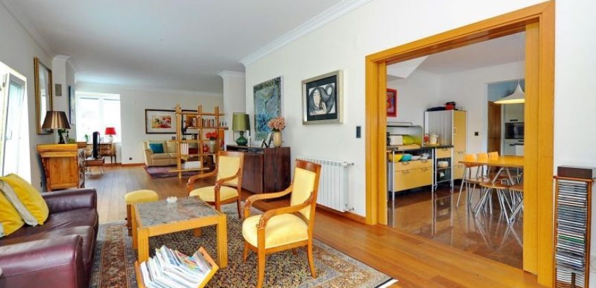 Вилла в Кашкайше, Португалия, 646 м2