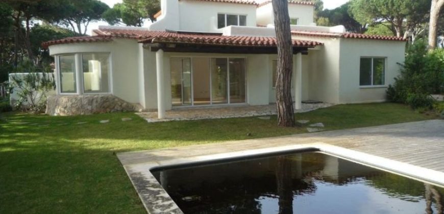 Вилла в Кашкайше, Португалия, 700 м2