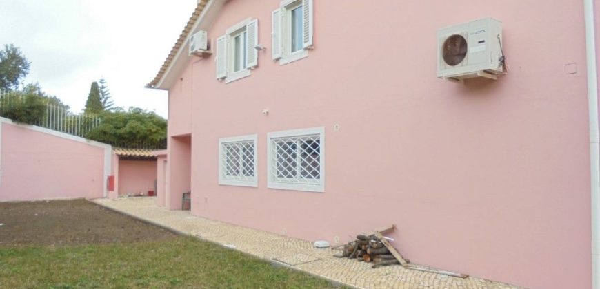 Вилла в Кашкайше, Португалия, 700 м2