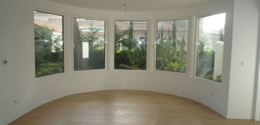 Вилла в Кашкайше, Португалия, 700 м2