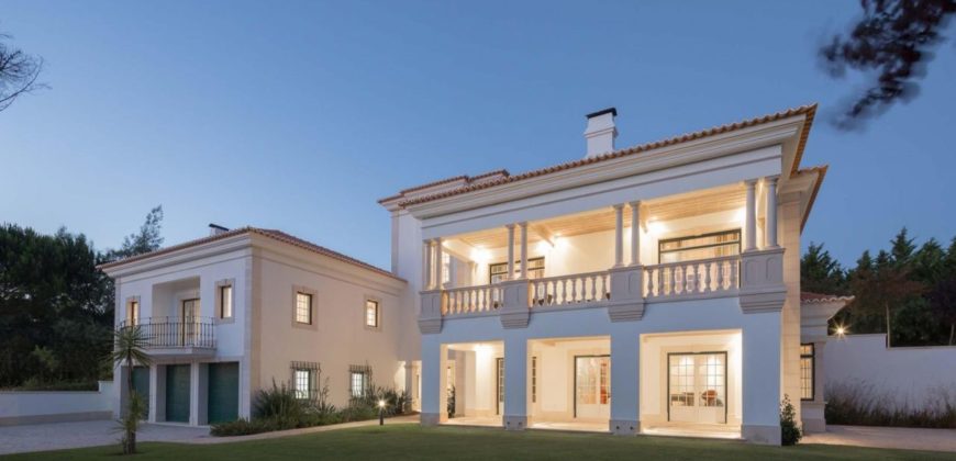 Вилла в Кашкайше, Португалия, 756 м2