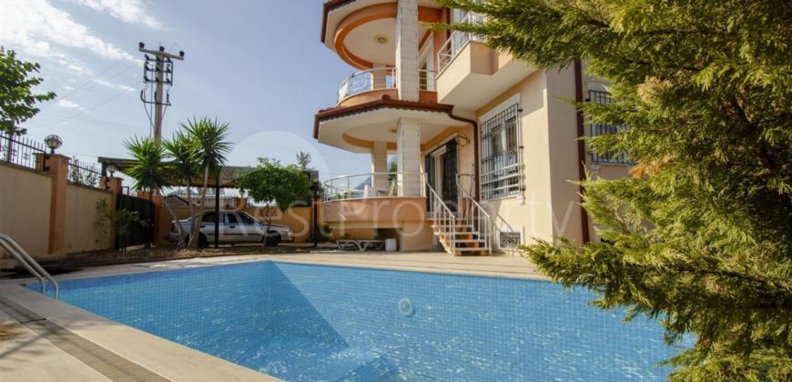Вилла в Кемере, Турция, 450 м2