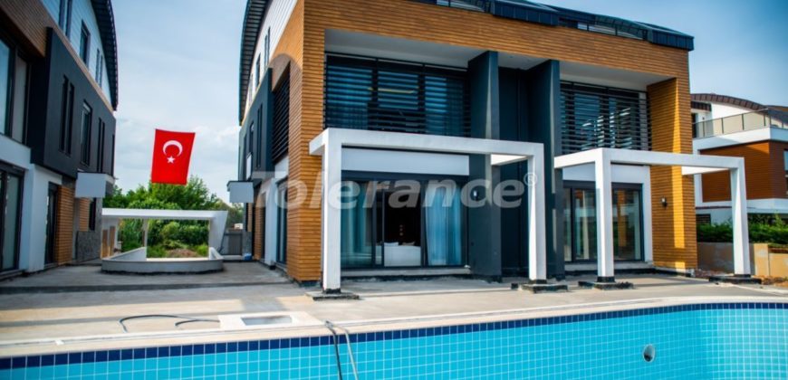 Вилла в Коньяалты, Турция, 360 м2