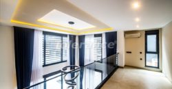 Вилла в Коньяалты, Турция, 360 м2