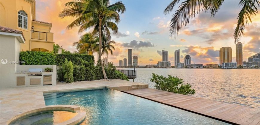 Вилла в Майами, США, 550 м2