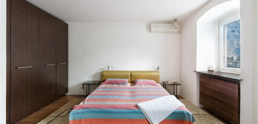 Вилла в Ораховаце, Черногория, 240 м2