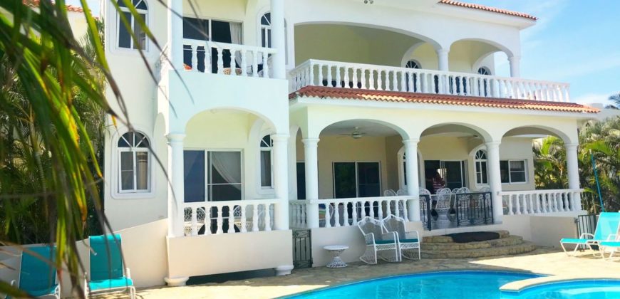 Вилла в Пуэрто-Плата, Доминиканская Республика, 570 м2