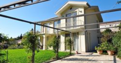 Вилла в Режевичах, Черногория, 235 м2