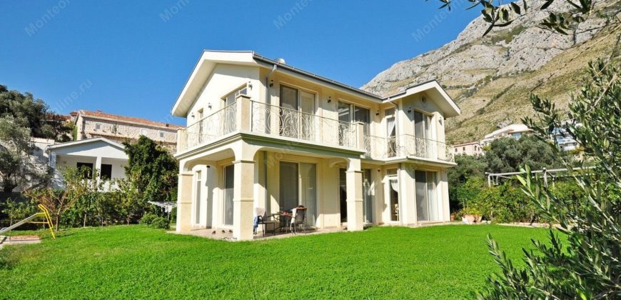 Вилла в Режевичах, Черногория, 235 м2