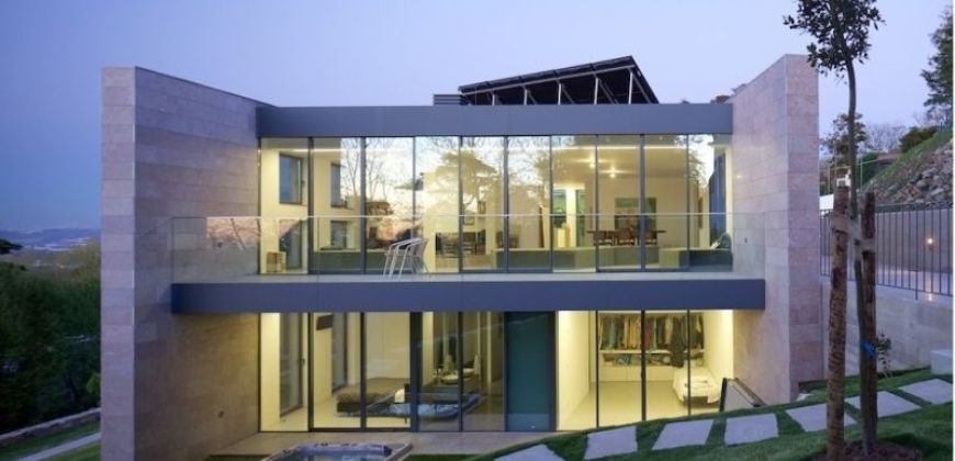 Вилла в Синтре, Португалия, 1700 м2