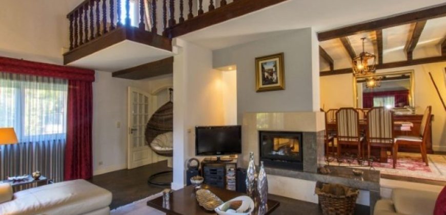 Вилла в Синтре, Португалия, 842 м2