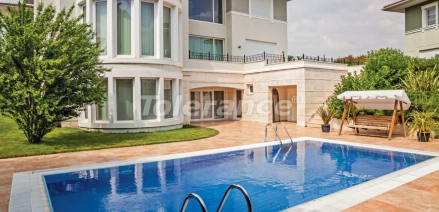 Вилла в Стамбуле, Турция, 353 м2