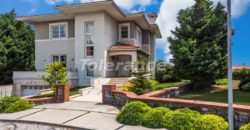 Вилла в Стамбуле, Турция, 353 м2