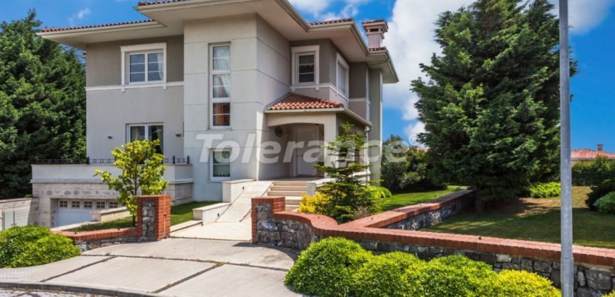 Вилла в Стамбуле, Турция, 353 м2
