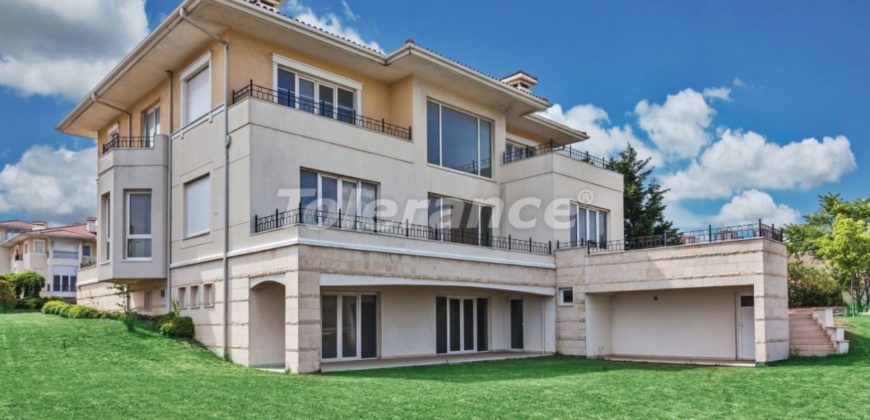 Вилла в Стамбуле, Турция, 353 м2