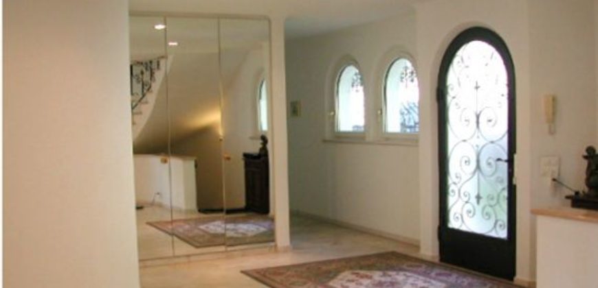 Вилла в Тичино, Швейцария, 304 м2