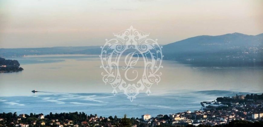 Вилла в Вербании, Италия, 1067 м2
