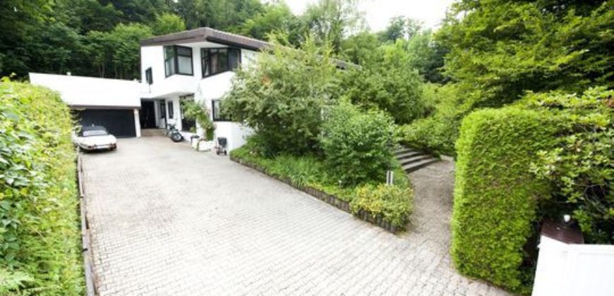 Вилла в Южной Баварии, Германия, 415 м2