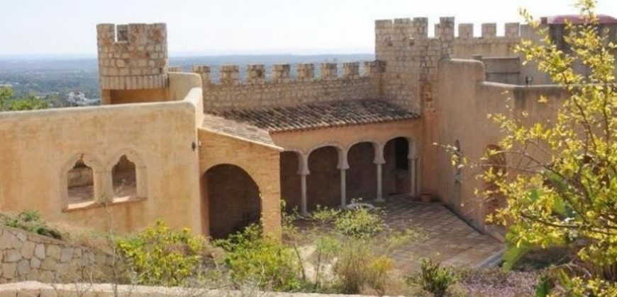 Замок в Алгарве, Португалия, 1860 м2
