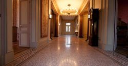 Замок в Тулузе, Франция, 2300 м2