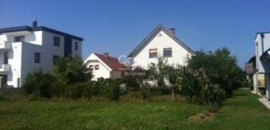 Земля в Любляне, Словения, 816 м2